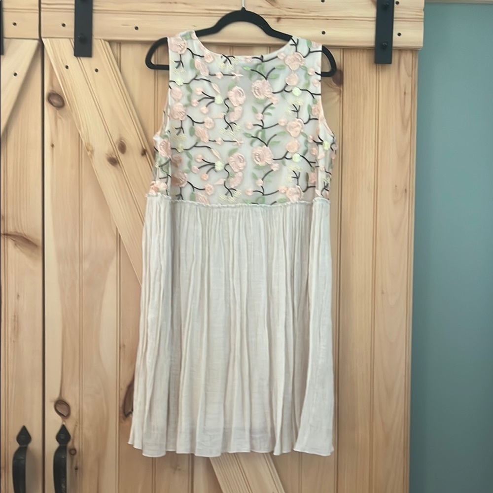 Peach Floral Embroidered Cream Dress - Picture 5 of 7